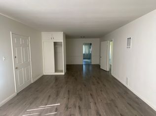11730 Bellagio Rd, Los Angeles, CA 90049