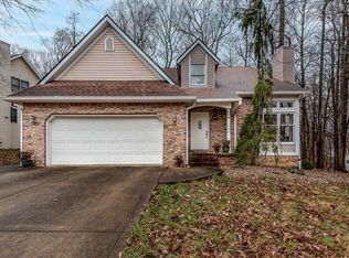 4645 N Chatham Dr, Bloomington, IN 47404