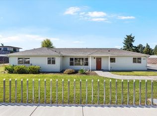 1225 Corona Ave, Medford, OR 97504