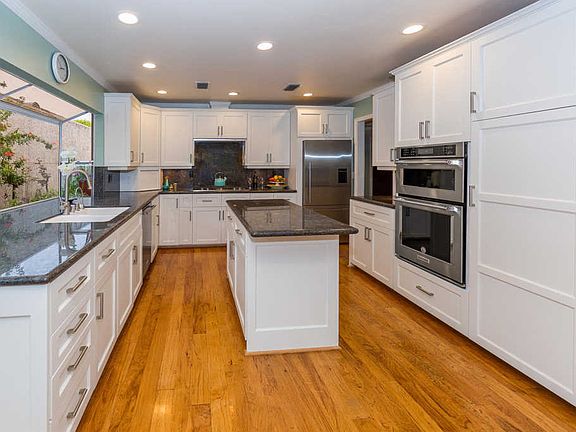 5th image of 1561 S La Venta Dr