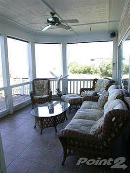 Screen Porch