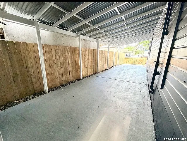 5 bed, 3.0 bath, 2250 sqft, $2,250 — Photo 4