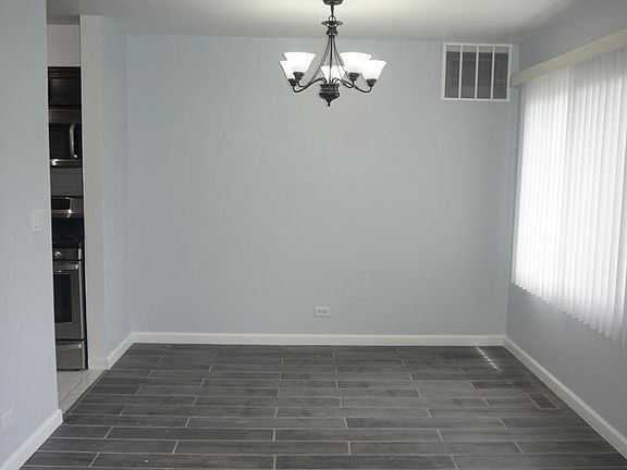 4th image of 6818 Roberts Dr APT 8