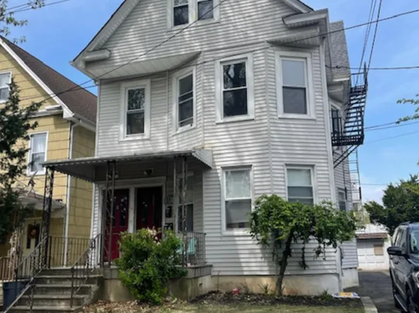 11 Windsor Ave APT 1, East Rutherford, NJ 07073