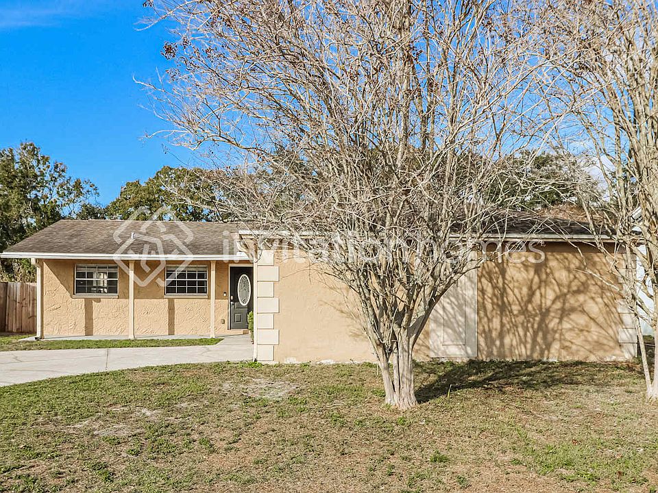 1st image of 8229 Greenleaf Cir