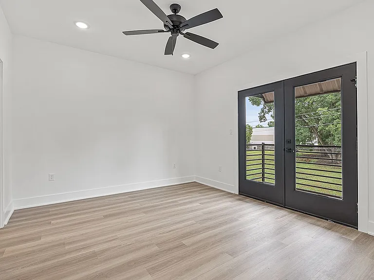 Edge Luxury Townhomes — Photo 36