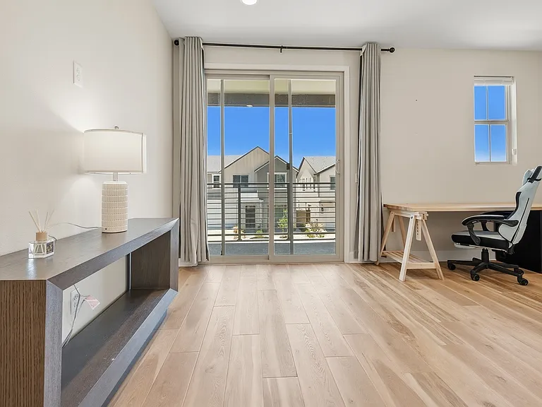21217 Rockview Ter — Photo 26