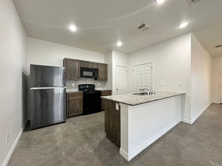 5814 Harriet Tubman Ave — Photo 9