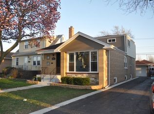 2851 W 102nd Pl, Chicago, IL
