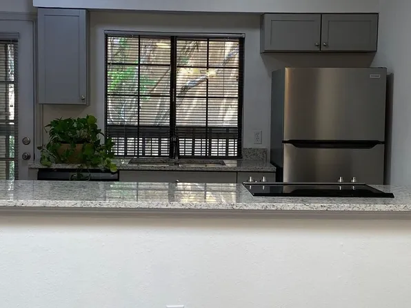 8611 Datapoint #26, San Antonio, TX 78229