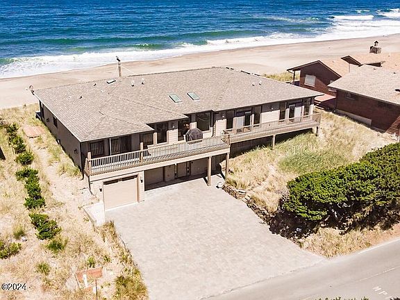 3rd image of 269 Salishan Dr