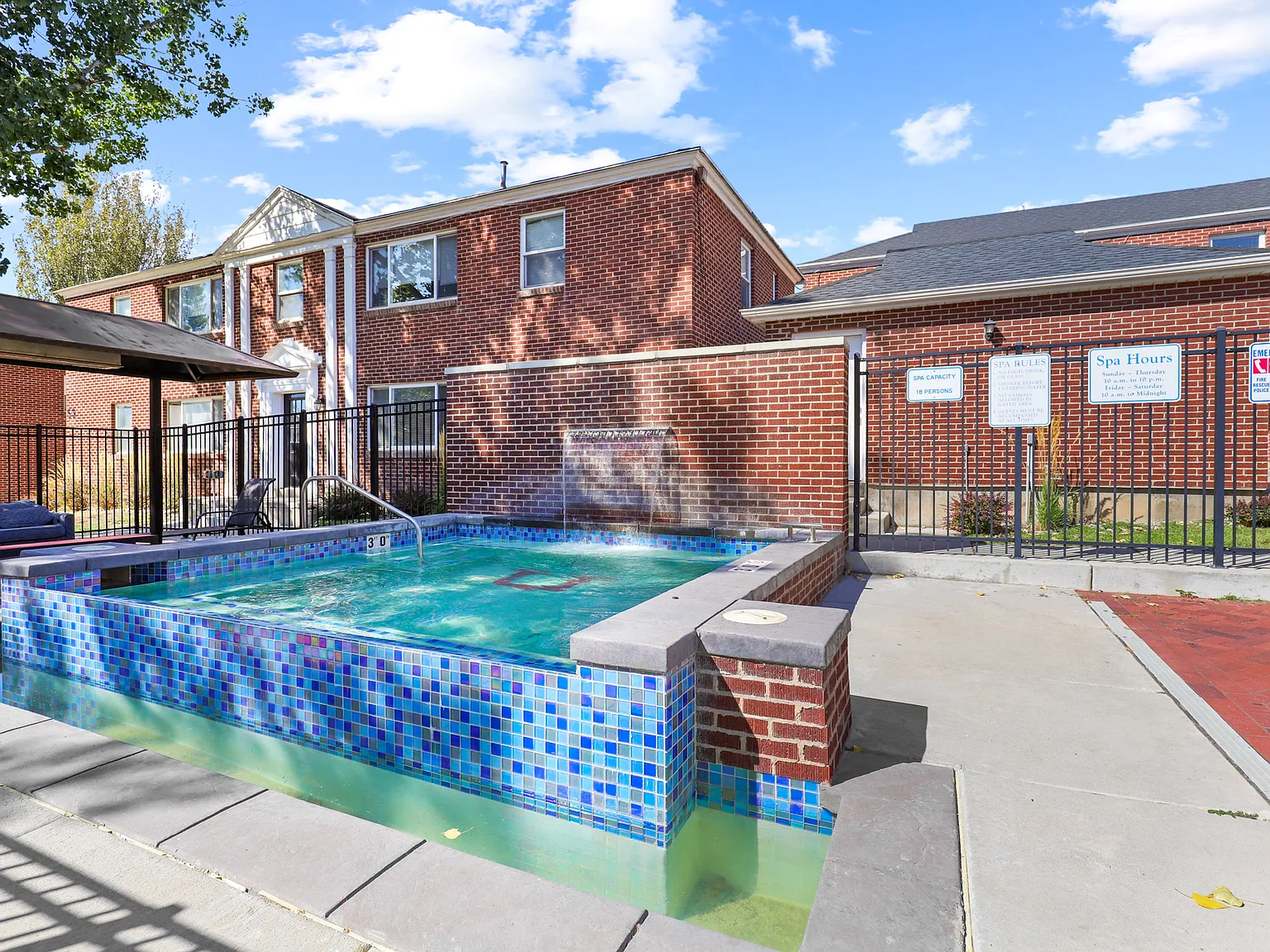 The Gardens Apartments — Photo 2