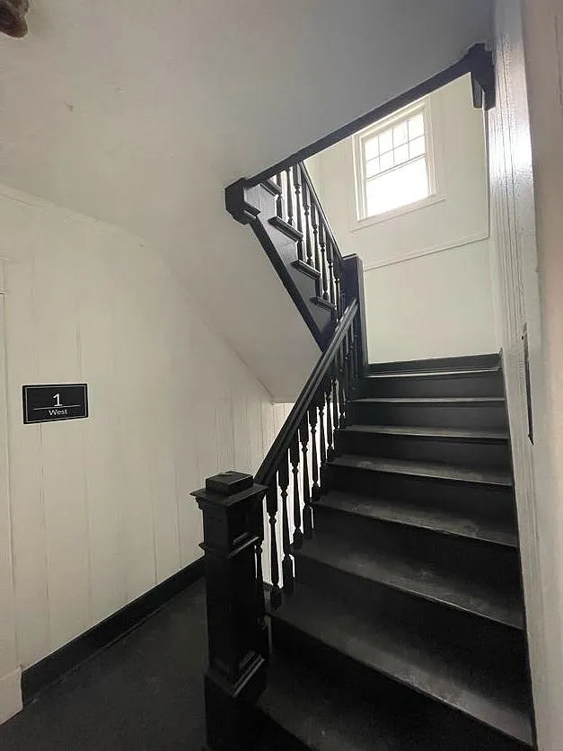 Stairwell - 2610 E 23rd St #1