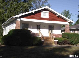 21 S Line St, Du Quoin, IL 62832