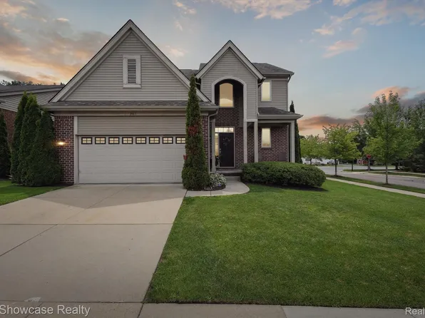 2163 Palmetto, Commerce Township, MI 48382