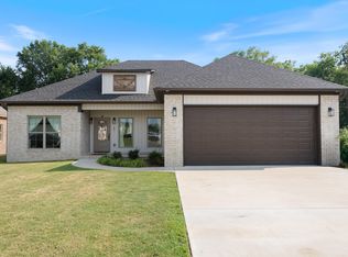 2 Dandelion, Greenbrier, AR 72058