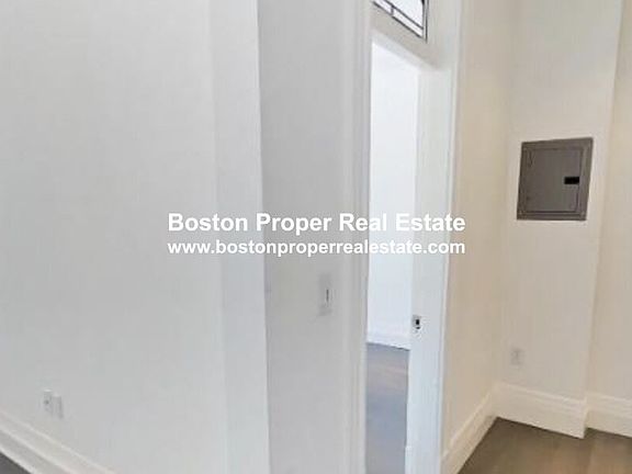 102 Queensberry St. #11 Boston - Fenway Unit Photo 4