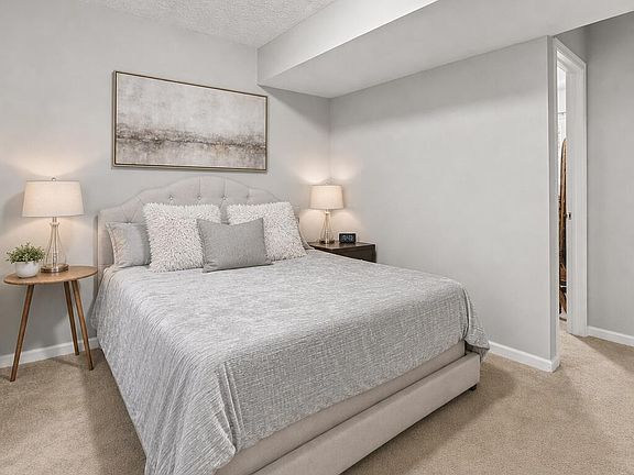 4th image of 639 Cutter Ln
