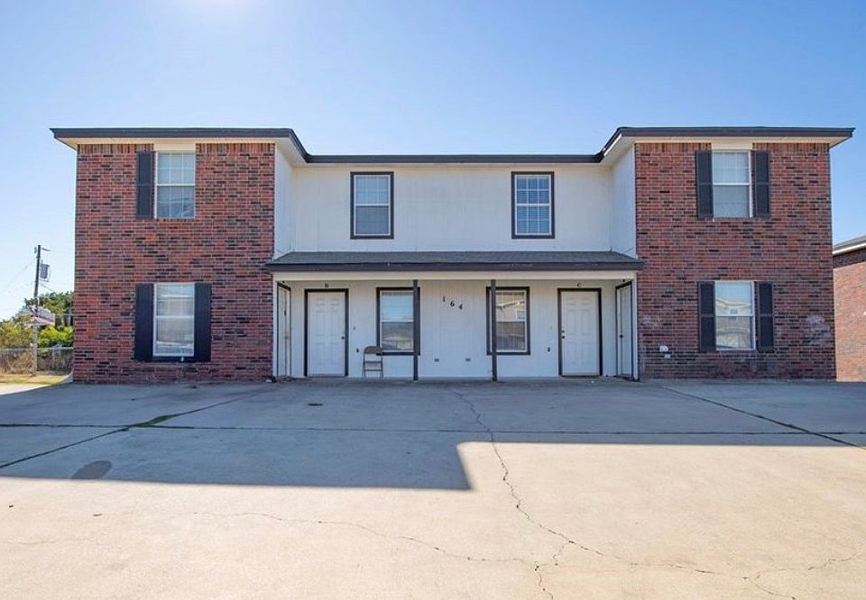 1st image of 164 Ryan Cir Unit C