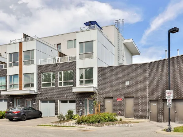 1870 Altona Rd #38, Pickering, ON L1V 0E4