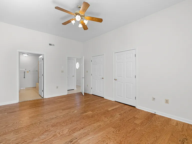 11318 Savannah Dr — Photo 16