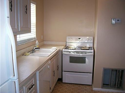 5th image of 243 Lake Frances Dr