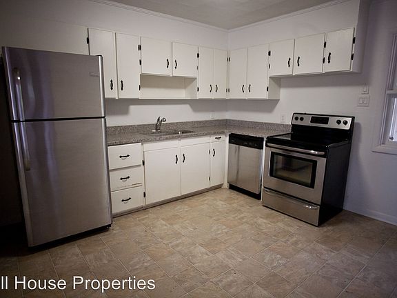 4th image of 1207B Roosevelt Dr