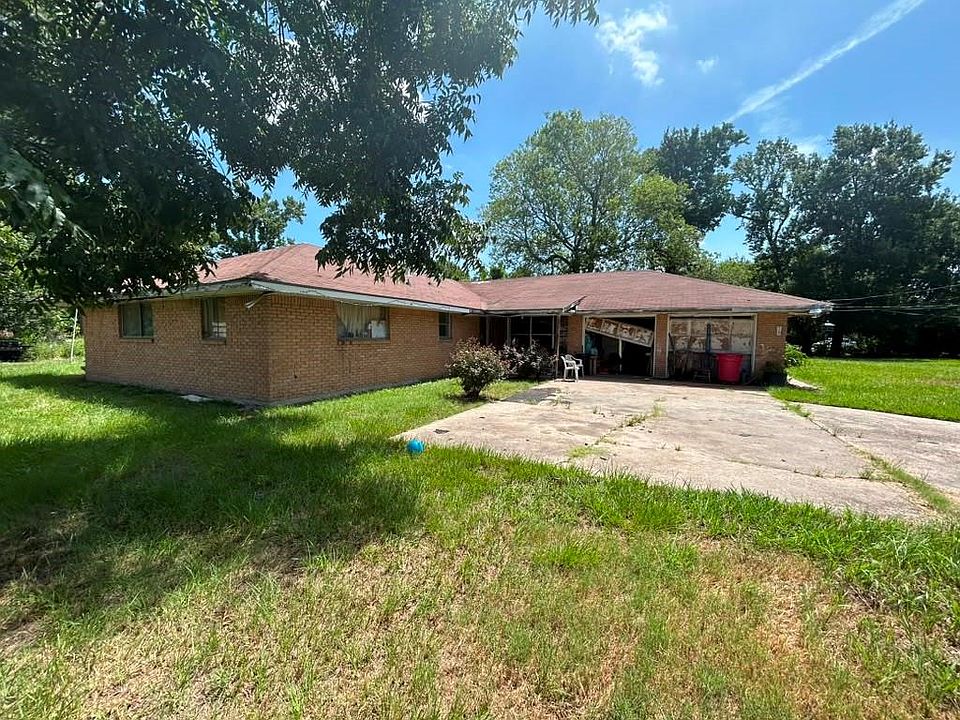 1st image of 16019 Avenue C