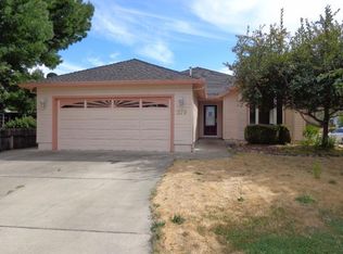 270 Samuel Lane Loop Rd, Phoenix, OR 97535