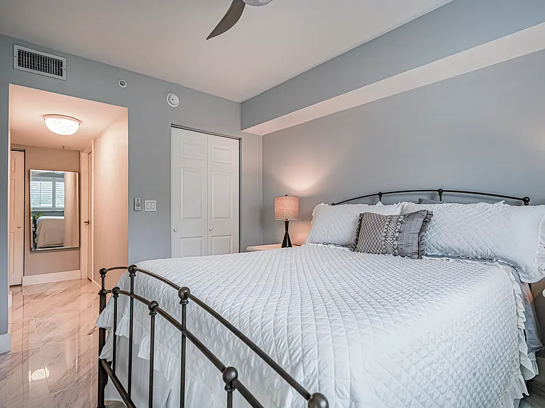 1550 S 42nd Cir #107 — Photo 9