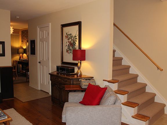 2nd image of 2430 Cranden Dr SE
