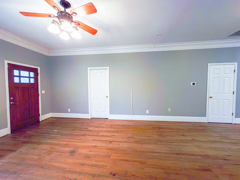 1045 Boulevard Dr SE — Photo 13