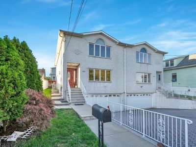 833 2nd St, Secaucus, NJ, 07094