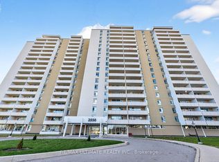 2550 Pharmacy Ave #401, Toronto, ON M1W 1H9
