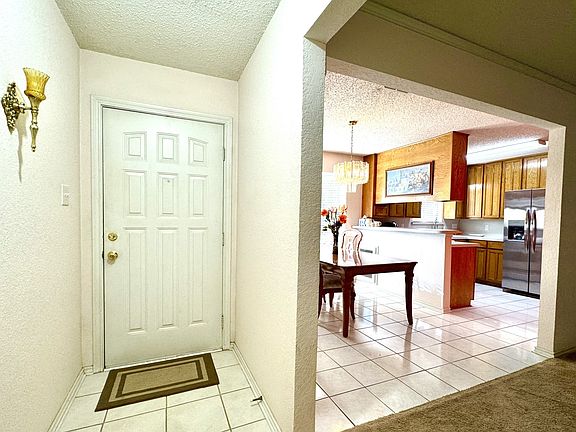 4th image of 713 Owens Dr
