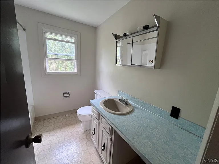 645 Sunflower Dr — Photo 14