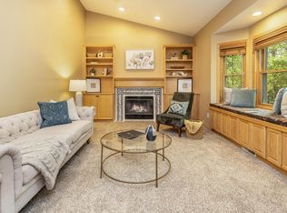 11115 N San Marino Dr, Mequon, WI 53092