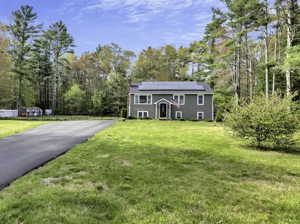 5 Morrisey Dr, Carver, MA 02330