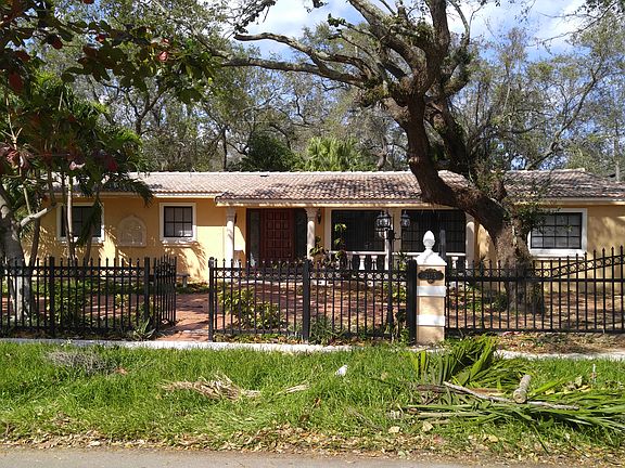 2nd image of 2175 NE 187th St