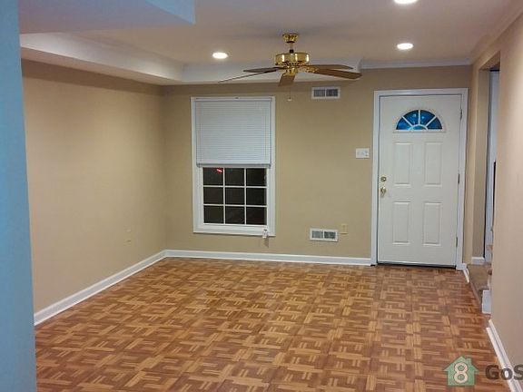 4th image of 8591 Pioneer Dr