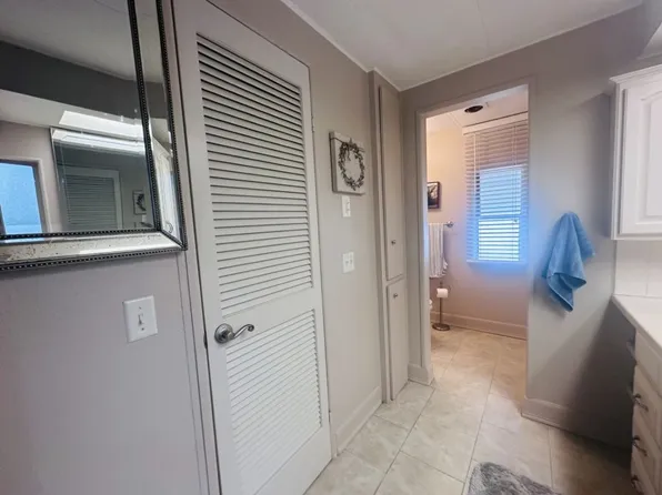 6612 Colonial Dr #687, Pompano Beach, FL 33063