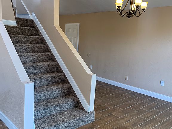 2nd image of 320 S Jackson Ave