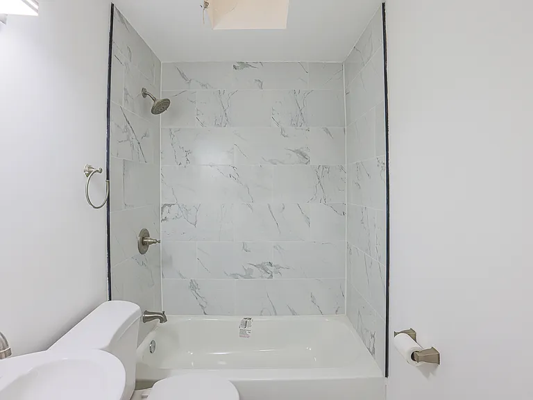 3635 Lyndale Ave — Photo 16