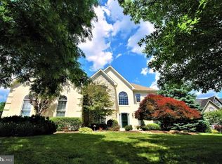 44 Cedarcrest Ct, Doylestown, PA 18901