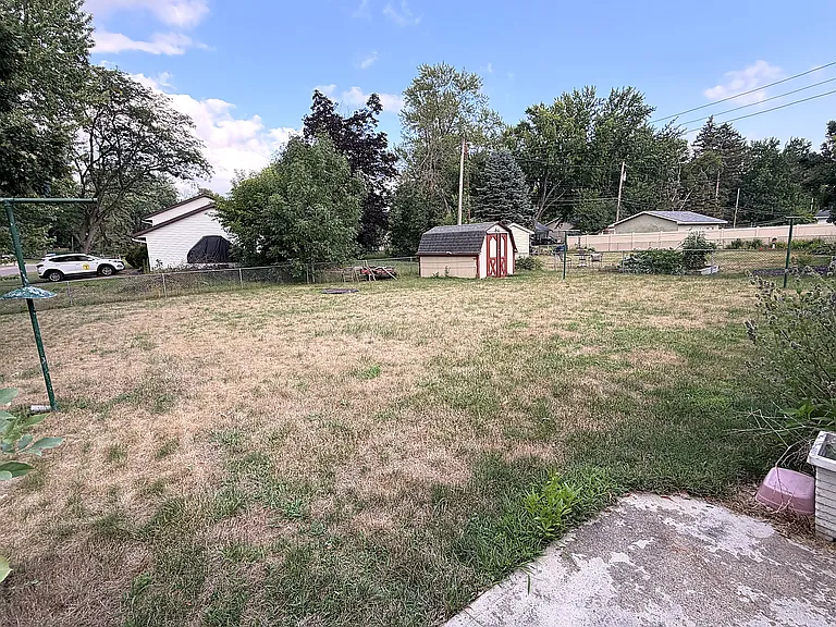 8535 Inman Ave S — Photo 15