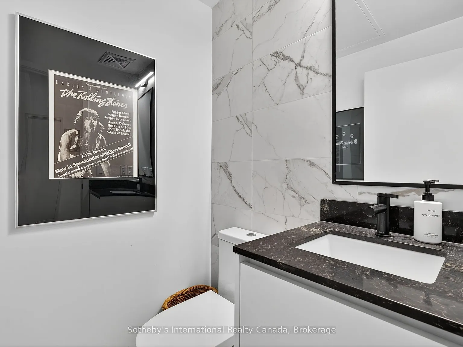 Harbour House — Photo 4