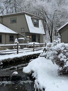 16 Heritage Dr, Avon, CT, 06001