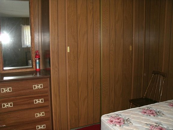 4th image of 11880 Midget Lake Dr