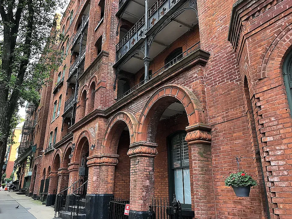 24 Joralemon St #E127