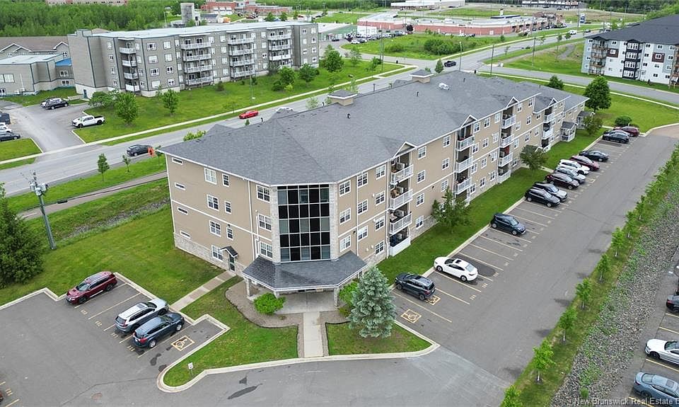 1st image of 700 Cliffe St #301